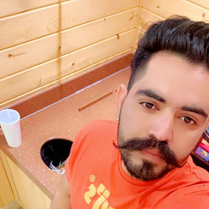 Meet your Posher, Davinder